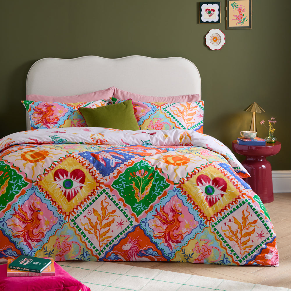 Maximalist Bedding