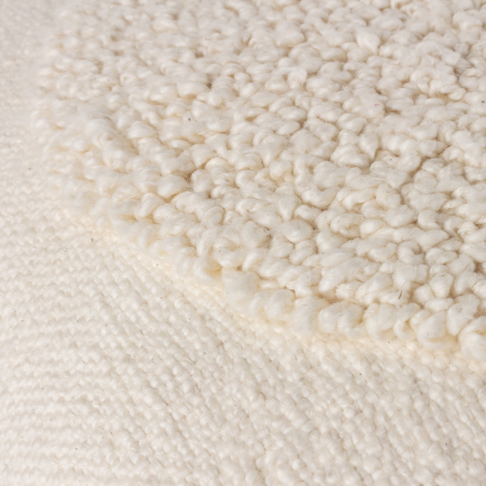 Almo Cushion Ecru