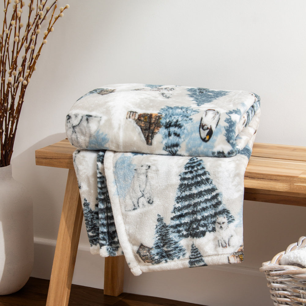 Animal White Throws - Arcticus  Throw White/Blue furn.