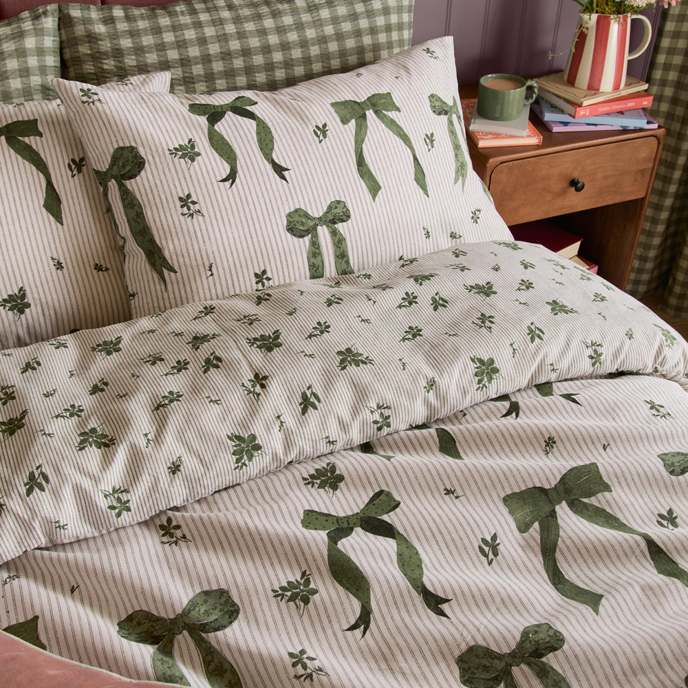 Belle Stripe Reversible Duvet Cover Set Evergreen
