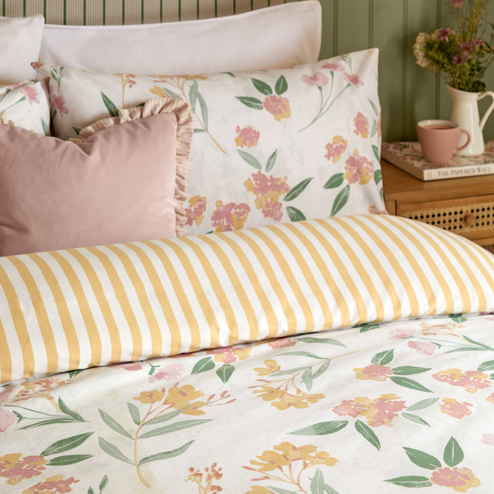 Betsie Printed Reversible Duvet Cover Set Yellow