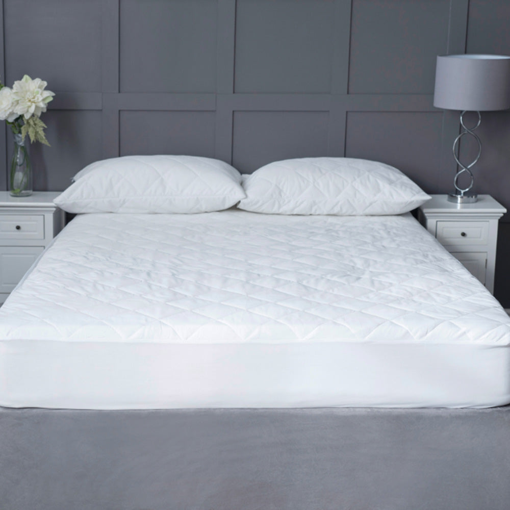  White Bedding - Antibacterial  Mattress Protector White miah.