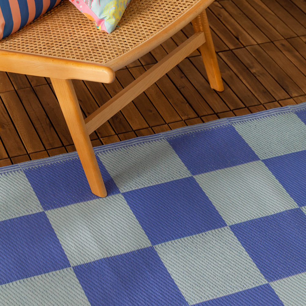 Checkerboard 120x180cm Outdoor Rug Blue