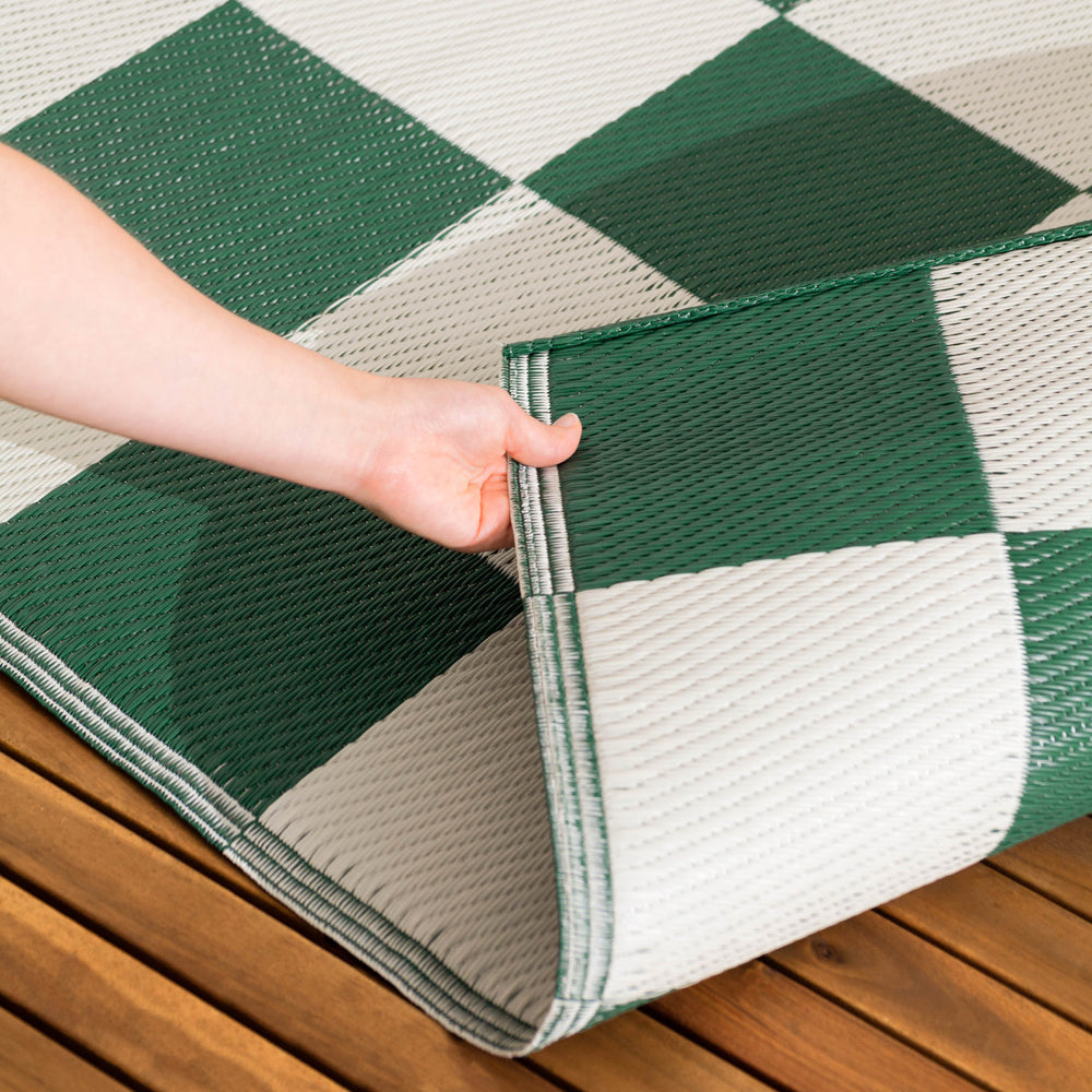 Checkerboard 120x180cm Outdoor Rug Green
