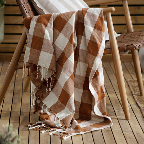 Chesil Check Tasselled 100% Cotton Throw Pecan