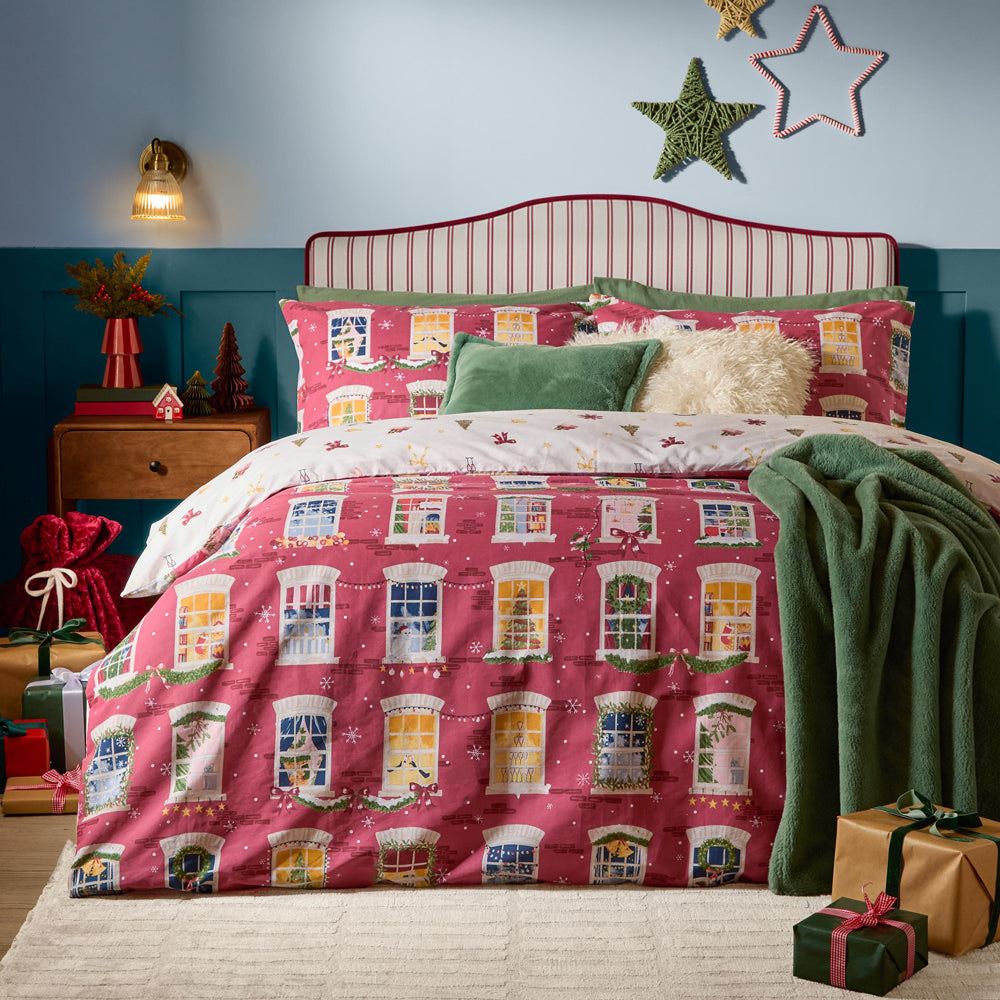  Multi Bedding - Christmas Eve Reversible Duvet Cover Set Cranberry Furn