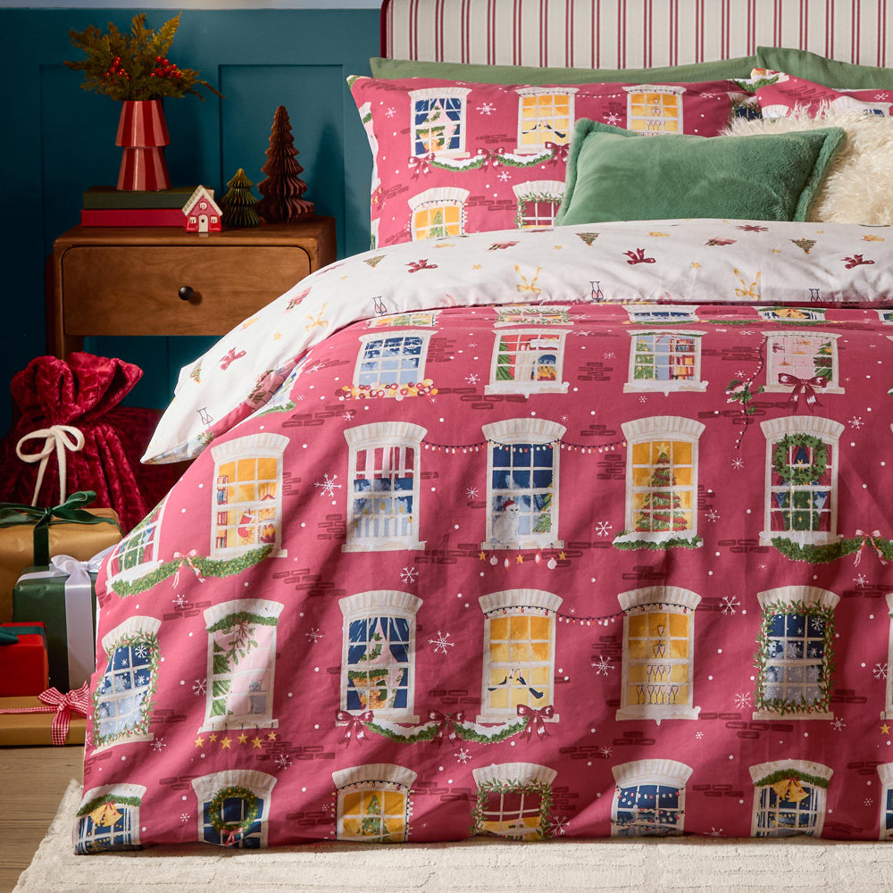 Christmas Eve Reversible Duvet Cover Set Cranberry