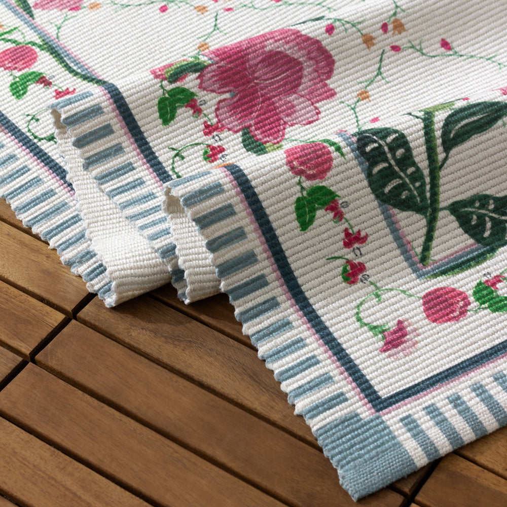 Claudia Floral Printed Indoor/Outdoor Rug Candy Red