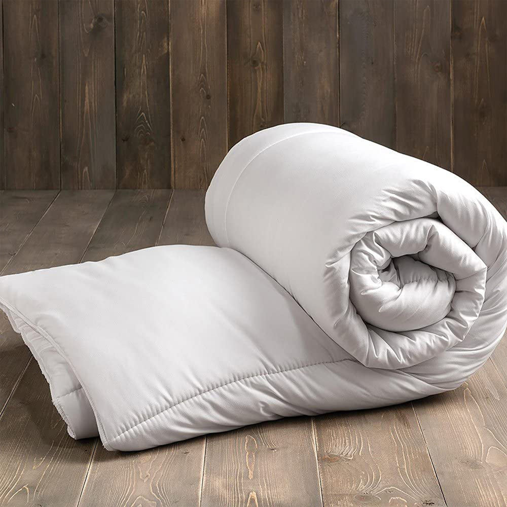 Essentials Anti-Allergy Quilt White