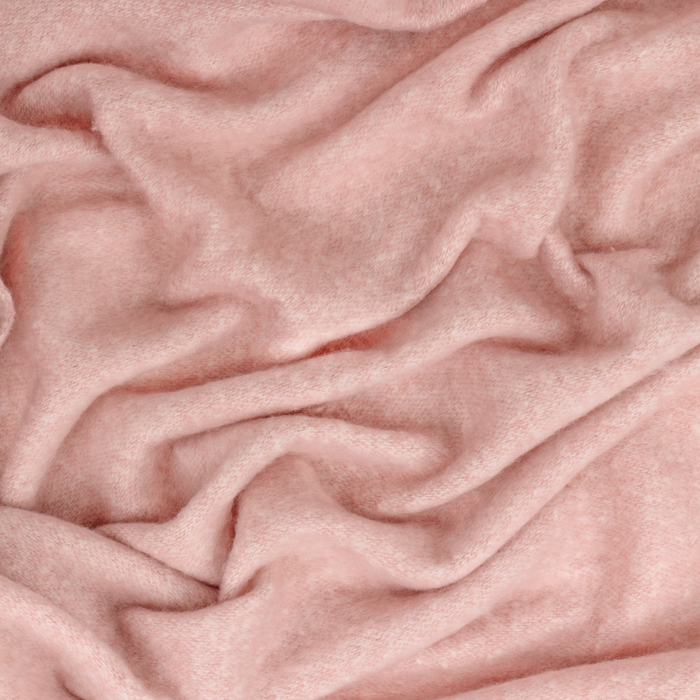 Cozy Woven Tasselled Throw Pink