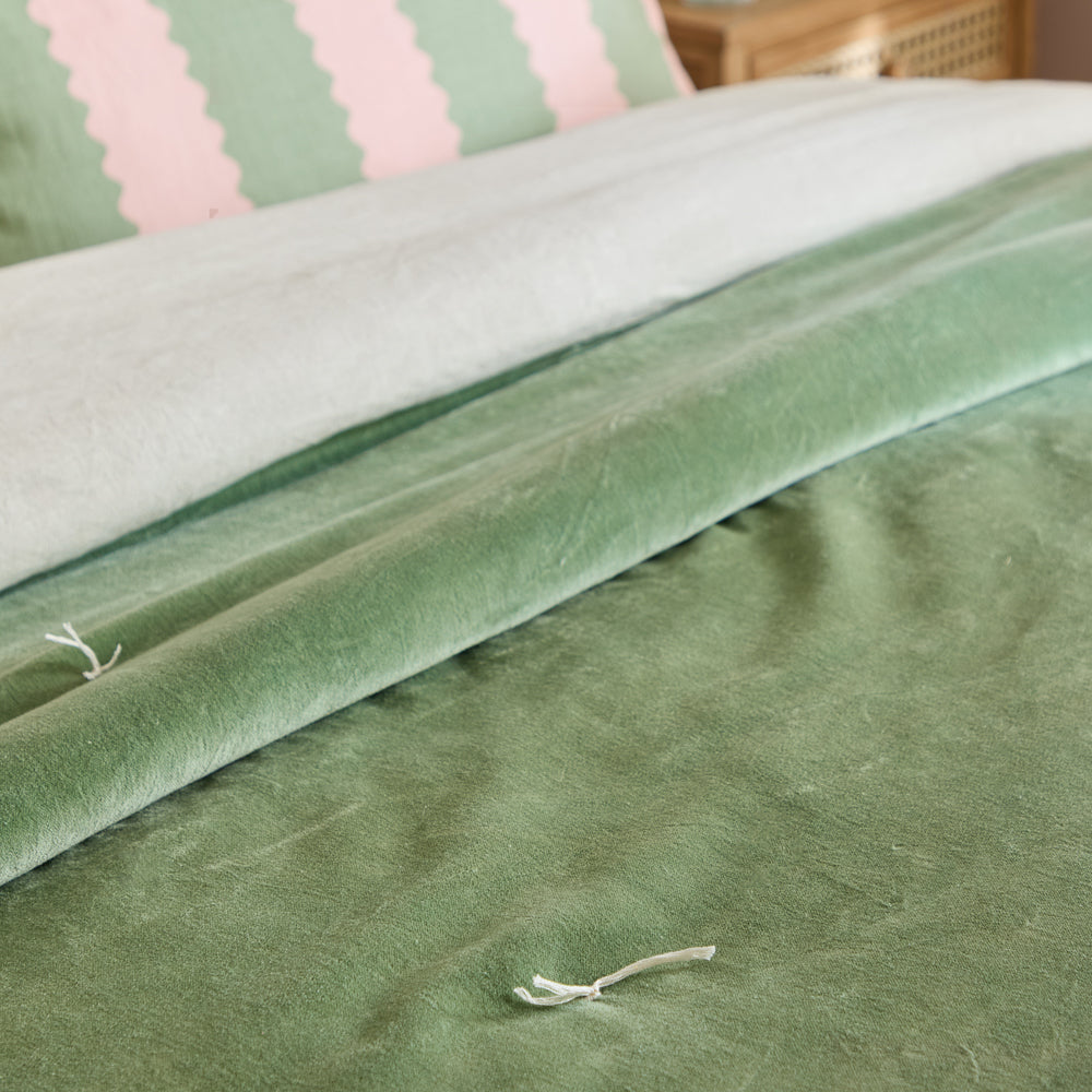 Edie 100% Cotton Velvet Bedspread Green