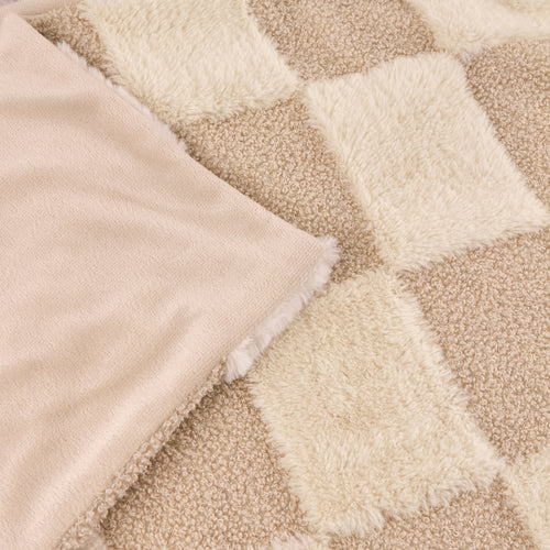 Fur Boucle Check Throw Natural