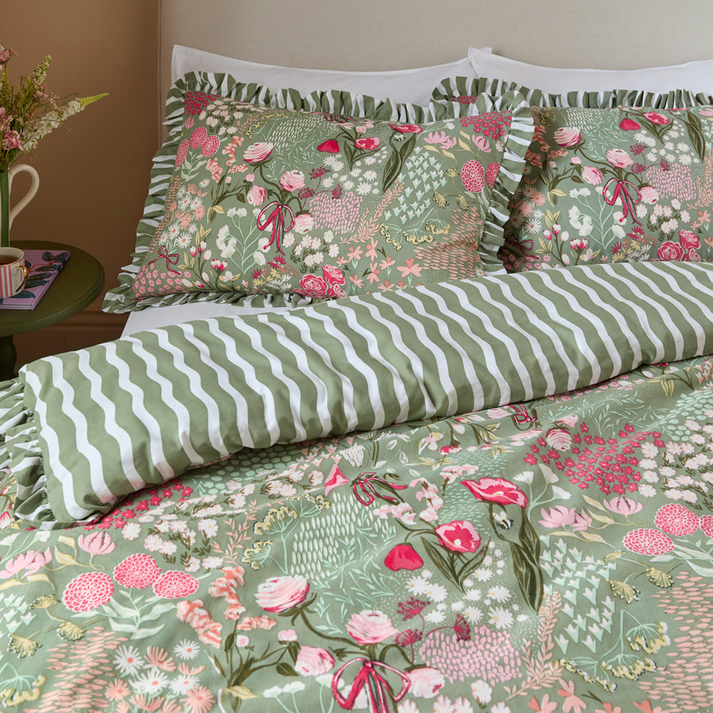 Gardenia Reversible Ruffle Duvet Cover Set Pink Forest