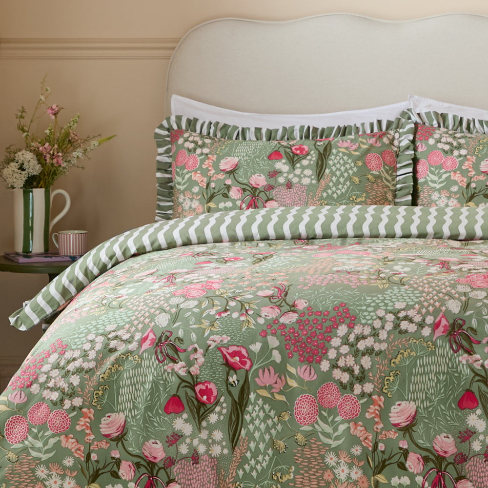 Gardenia Reversible Ruffle Duvet Cover Set Pink Forest