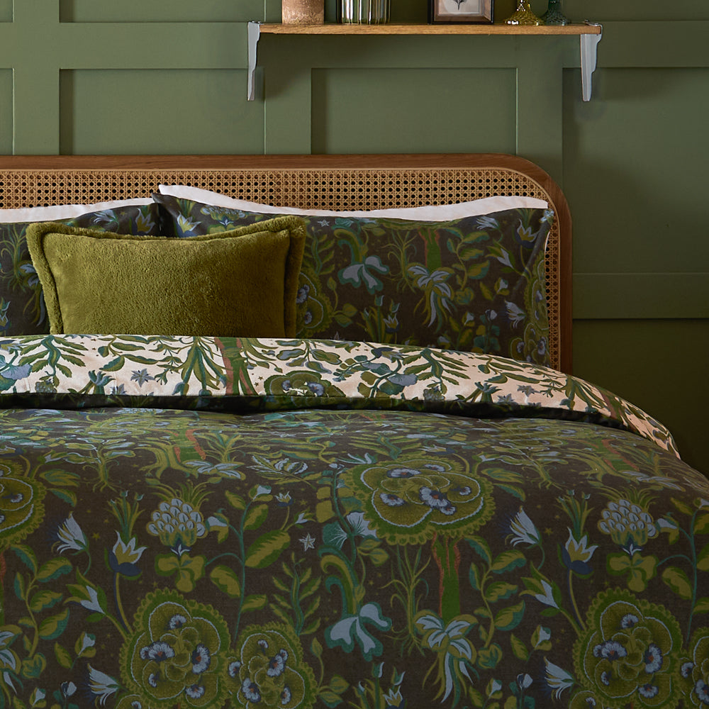 Garden of Wonder Reversible Duvet Cover Set Evergreen