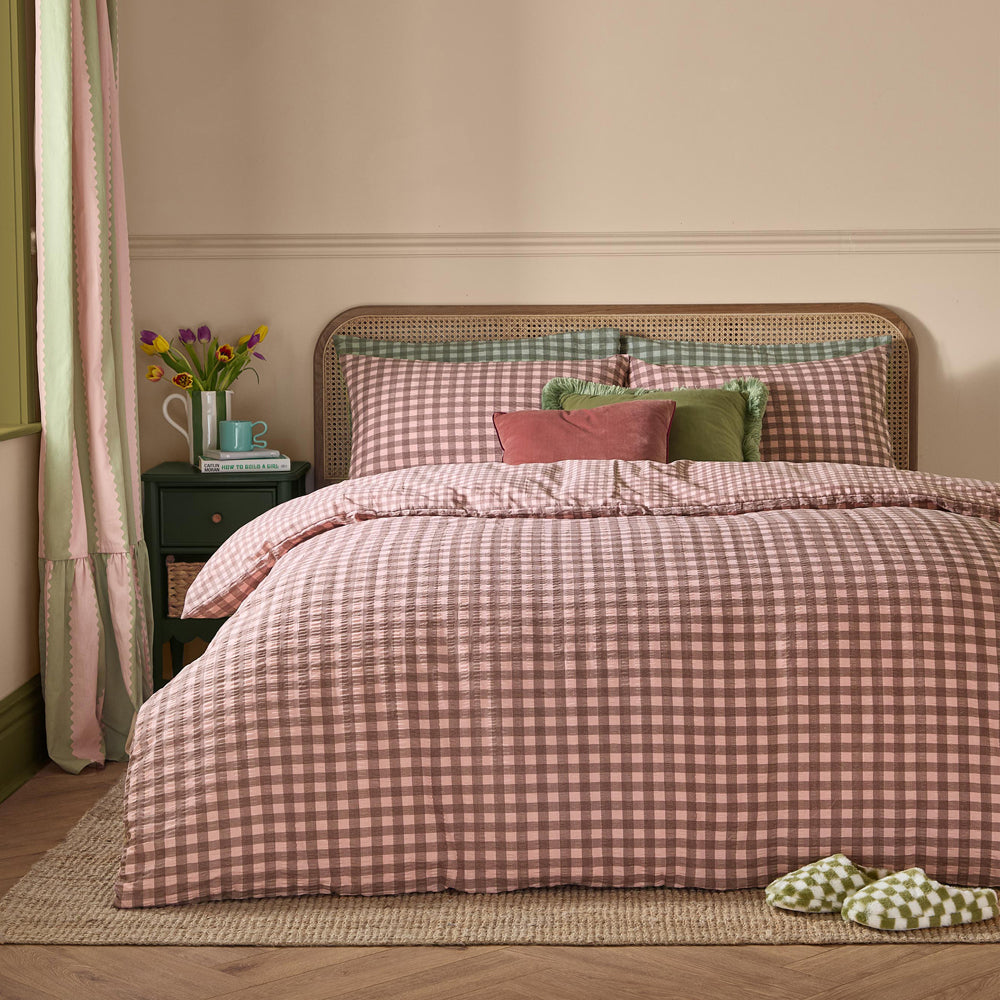 Check Pink Bedding - Harriet Gingham Reversible Seersucker Duvet Cover Set Rose/Chocolate Furn