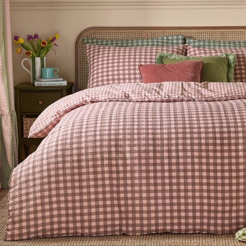 Harriet Gingham Reversible Seersucker Duvet Cover Set Rose/Chocolate