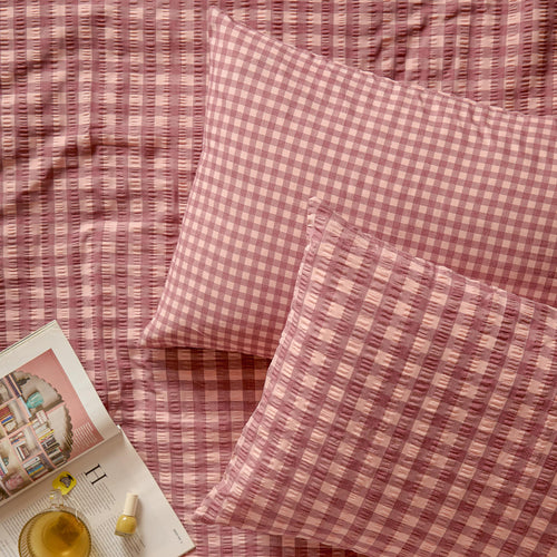 Harriet Gingham Reversible Seersucker Pillowcase Pair Burgundy/Blossom