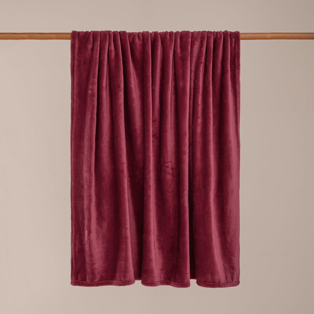Harrow Fleece Throw Berry