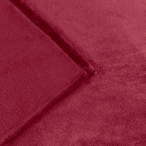 Harrow Fleece Throw Berry