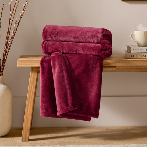 Plain Red Throws  - Harrow Fleece Throw Berry Furn