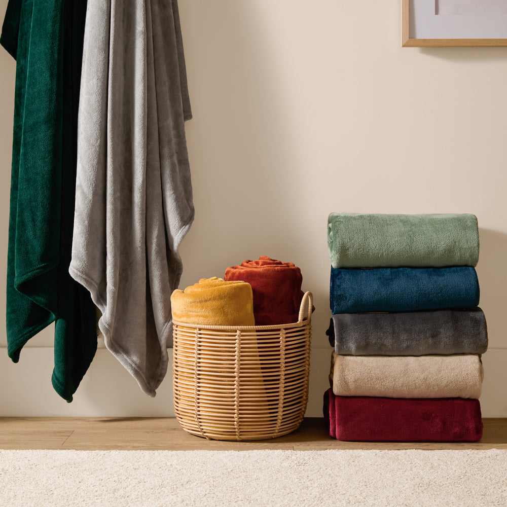 Harrow Fleece Throw Ochre