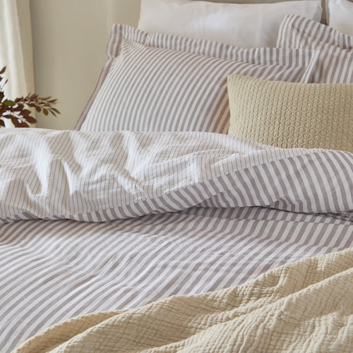 Hebden Mélange Stripe 100% Cotton Duvet Cover Set Mauve