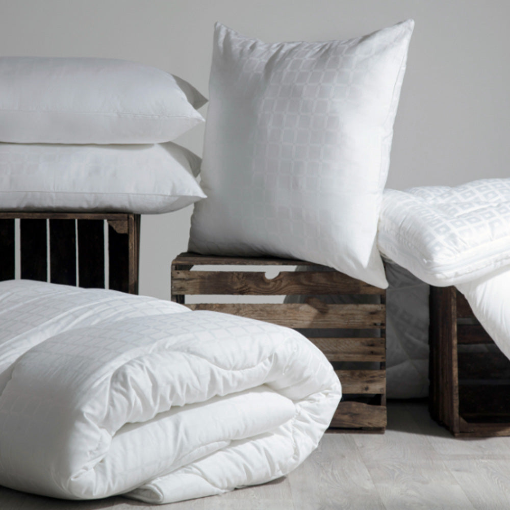 Luxury Hotel Quality Pillow White
