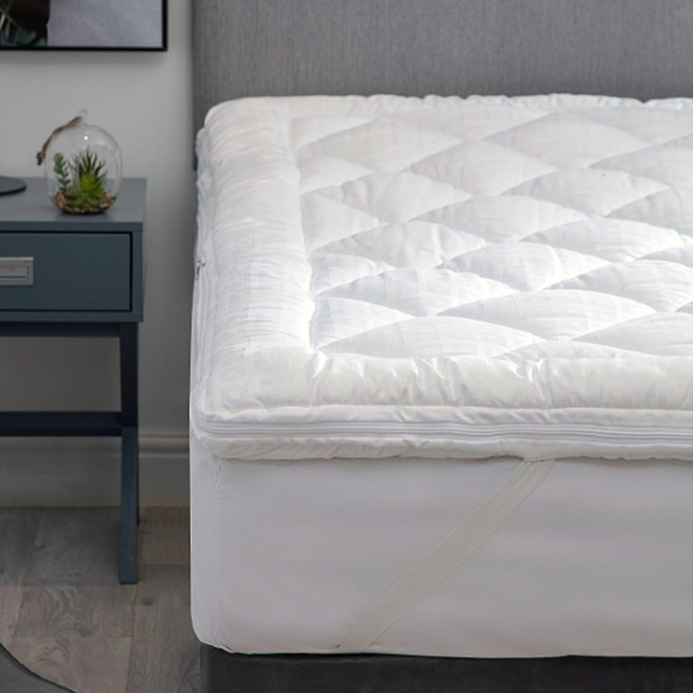 Luxury Hotel Quality Mattress Topper White