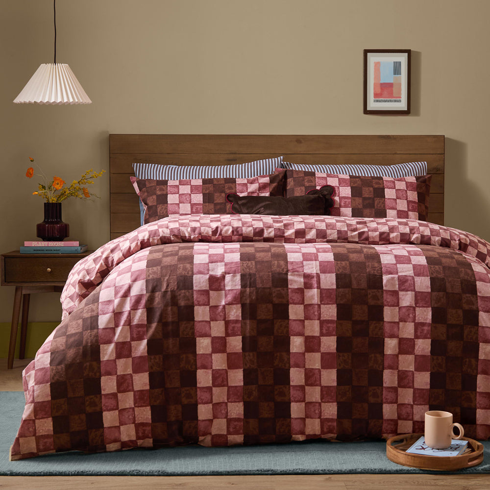 Huxley Reversible Checkerboard Duvet Cover Set Chocolate/Blush