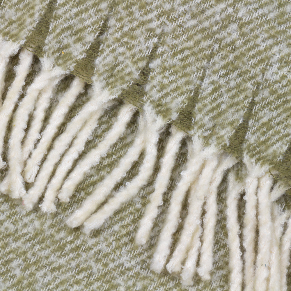 Isla Woven Tasselled Throw Green