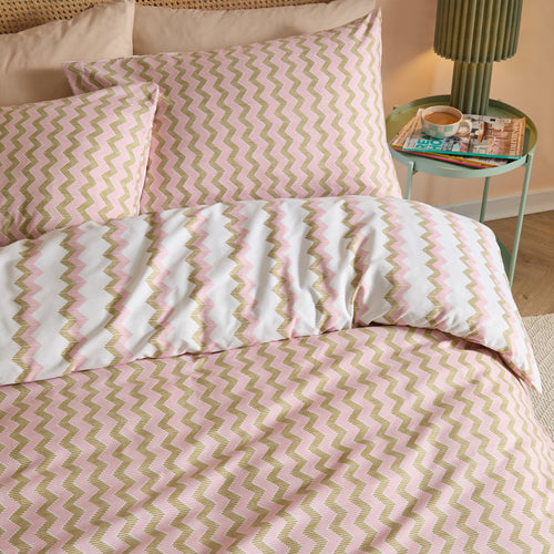 Izzie Reversible Soft Touch Duvet Cover Set Green/Pink