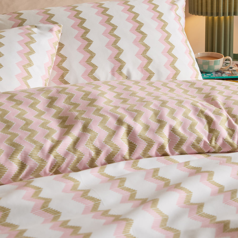 Izzie Reversible Soft Touch Duvet Cover Set Green/Pink