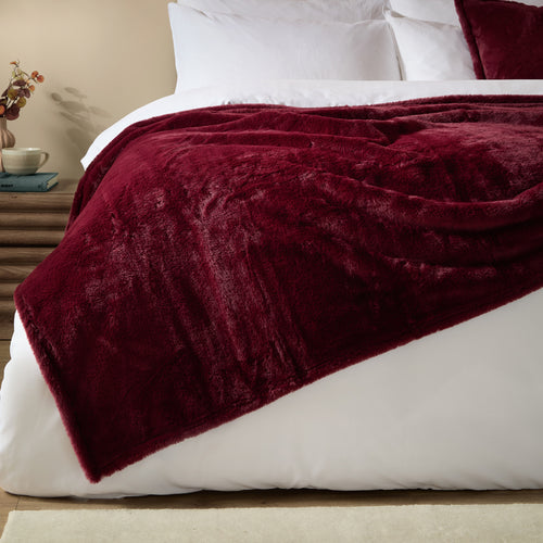 Kallu Double-Sided Faux-Fur Throw Berry