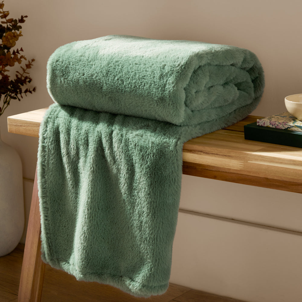 Plain Green Throws  - Kallu Double-Sided Faux-Fur Throw Frost Green Furn