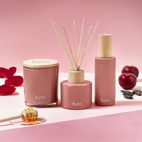  Pink Home Fragrance - Bee Deco Divine Bergamot, Honey, Plum + Tonka Scented Home Fragrance Gift Set Blush furn.