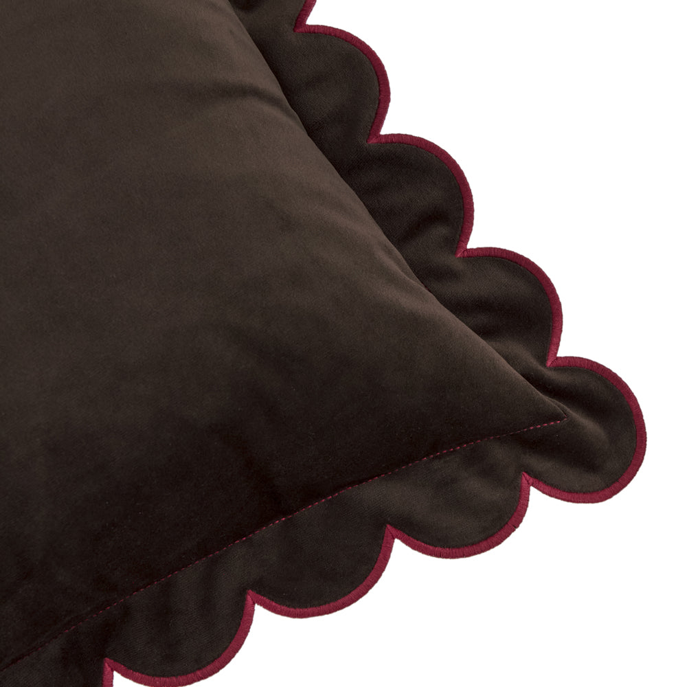 Lil Scallop Velvet Cushion Chocolate/Burgundy