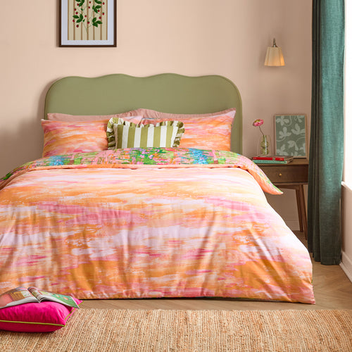 Meadow Escape Reversible Duvet Cover Set Green/Pink