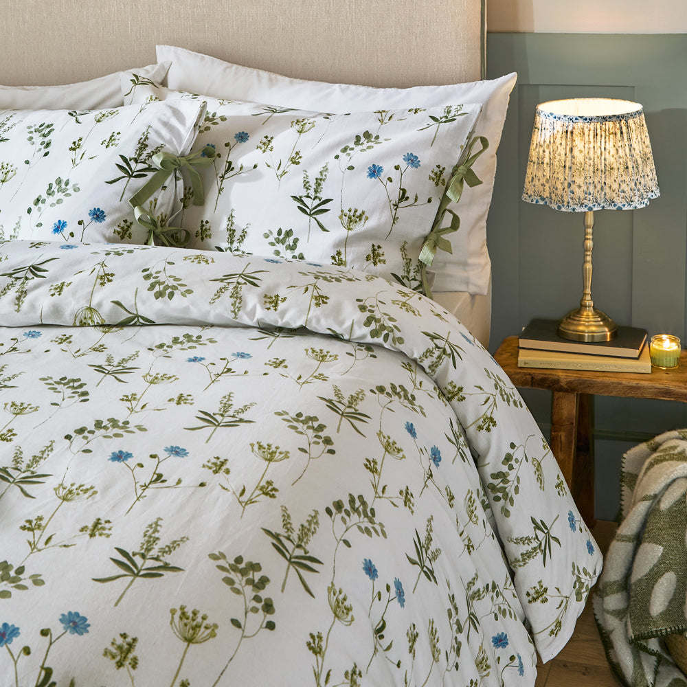 Meadow 100% Cotton Floral Duvet Cover Set White/Cornflower