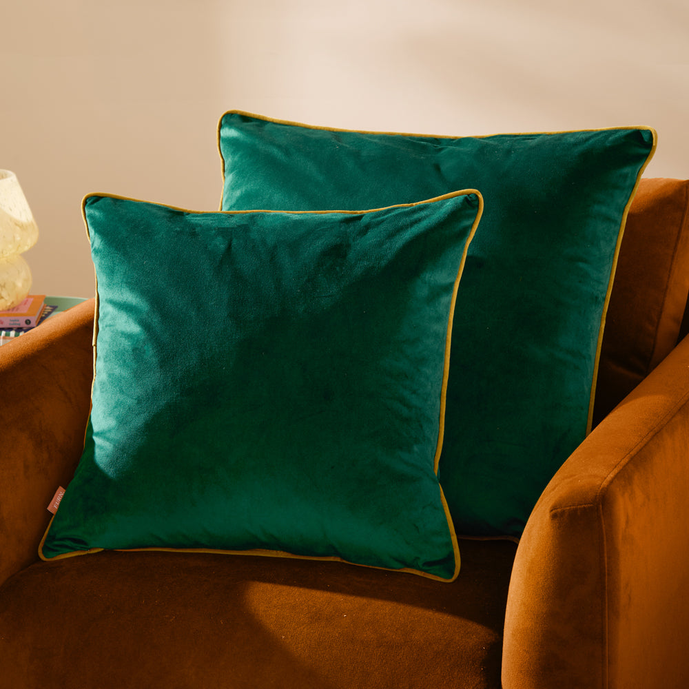 Meridian Velvet Cushion Emerald/Moss