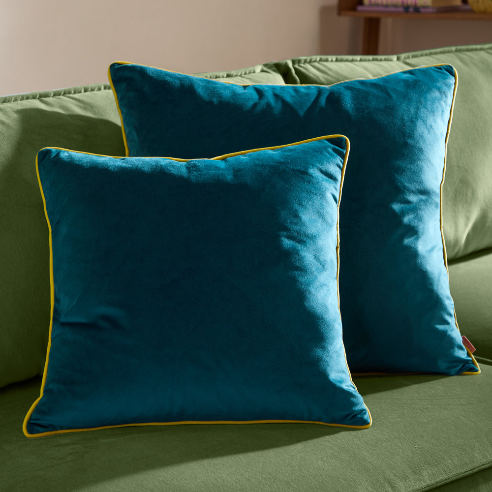 Meridian Velvet Cushion Teal/Cylon