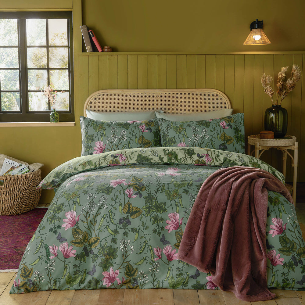Mystic Berry Floral Reversible Duvet Cover Set Green