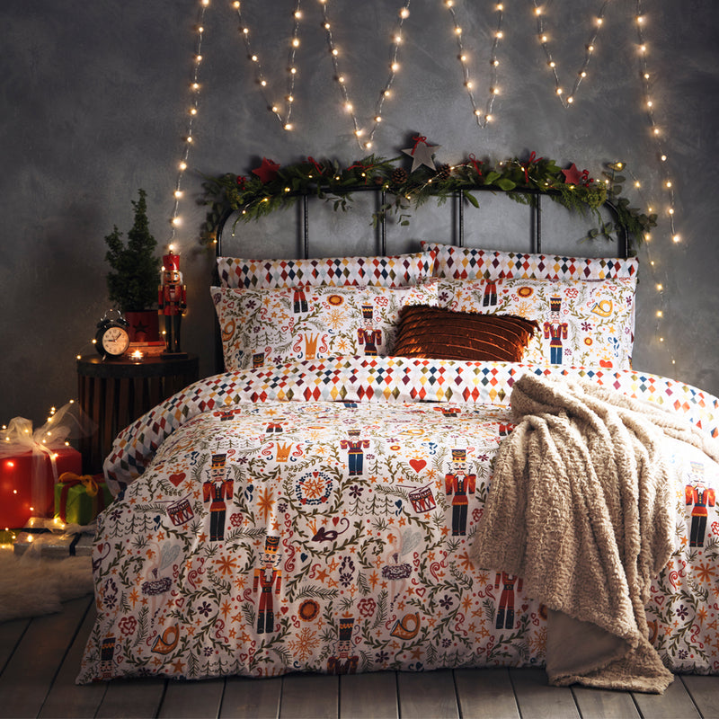  White Bedding - Nutcracker  Christmas Duvet Cover Set White furn.