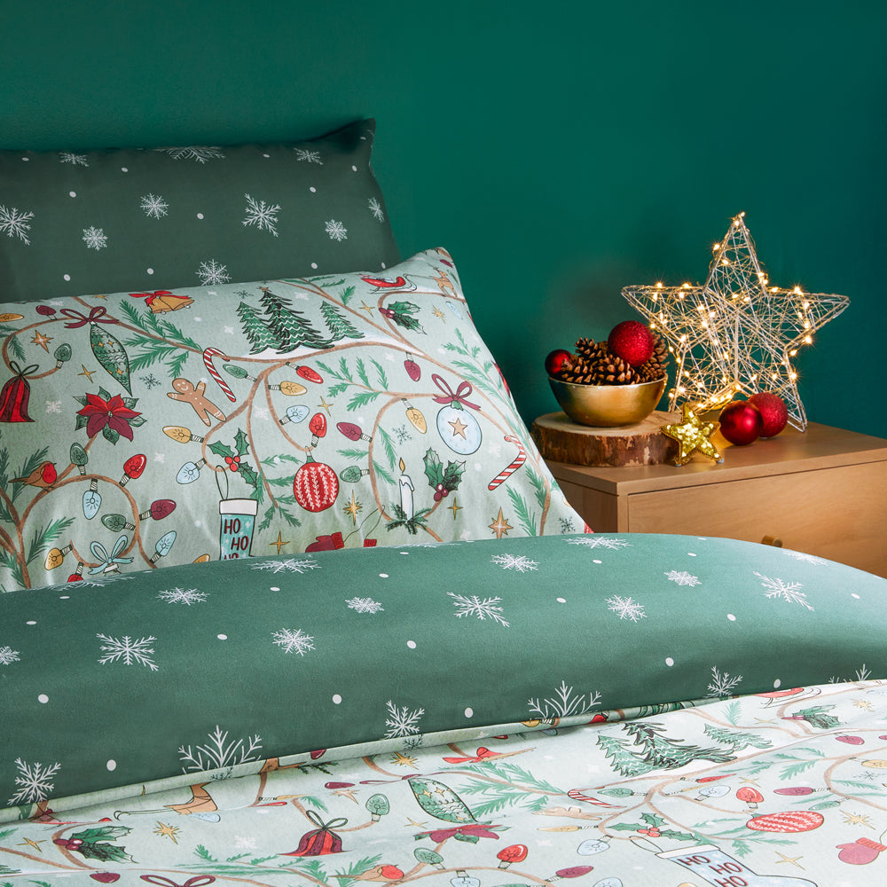 Noelle Soft Touch Reversible Duvet Cover Set Green