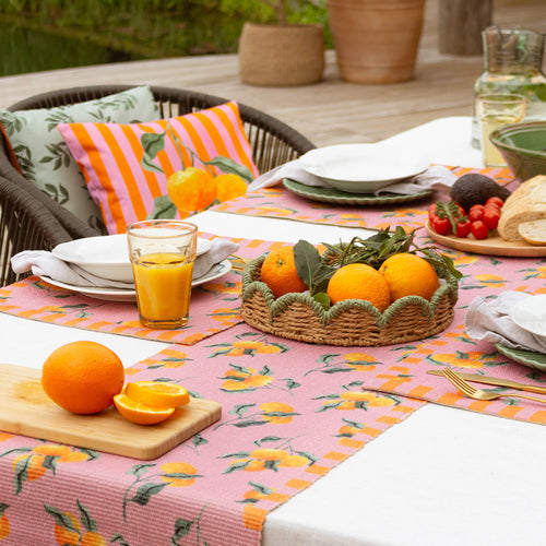 Browse through a stunning range of indoor, outdoor table linen