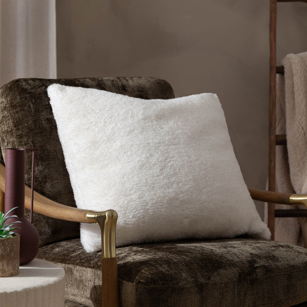 Olann Faux Shearling Cushion Ecru
