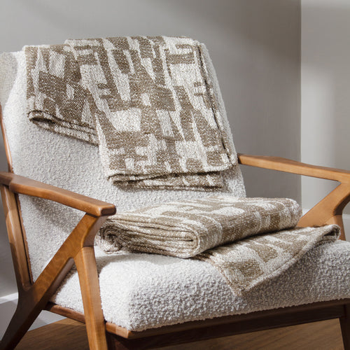 Abstract Brown Throws - Ola  Throw Taupe HÖEM