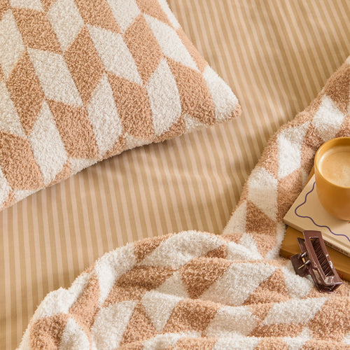 Olsen Geometric Throw Living In Neutral