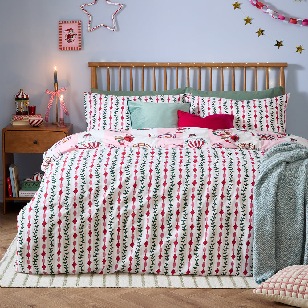 Passport To The North Pole Christmas Reversible Duvet Cover Set Candy Floss/Linen