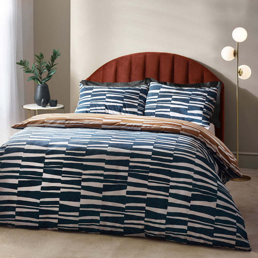 Piper Abstract Cotton Rich Reversible Duvet Cover Set Dusk/Bronze